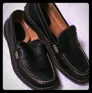 Ladies Born Black Leather Loafers